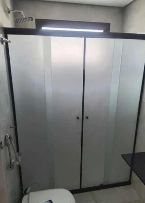 Box de Vidro para Banheiro Sob Medida